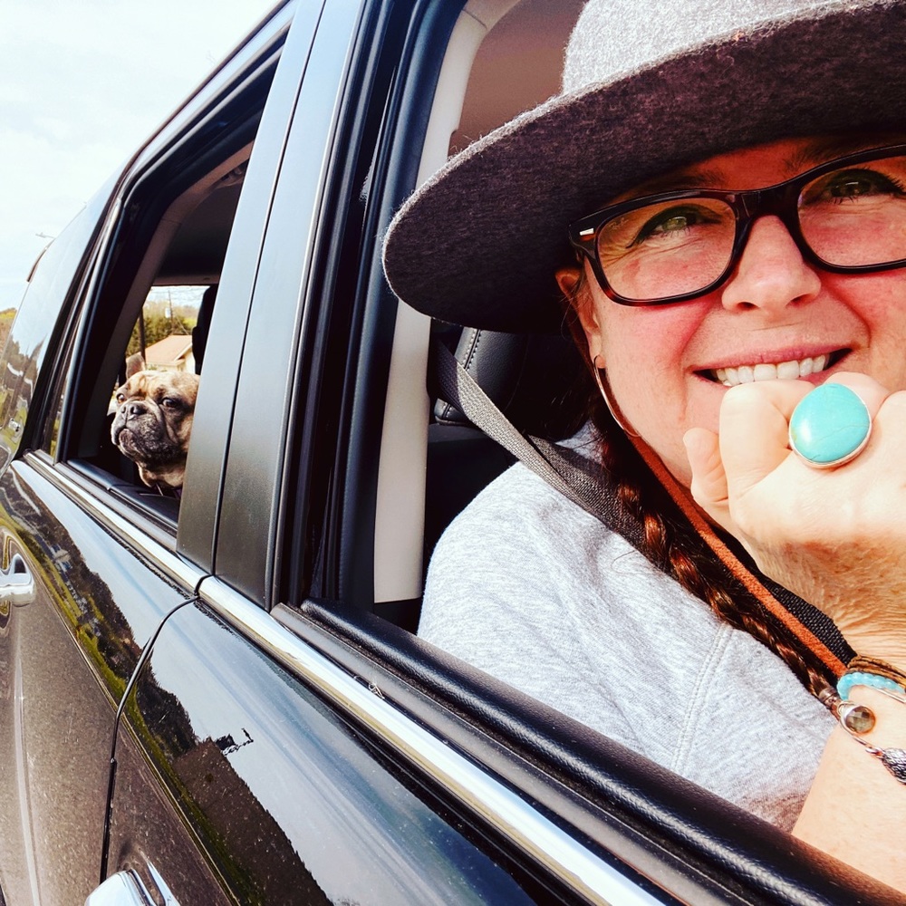 Meet your Posher, Desiree